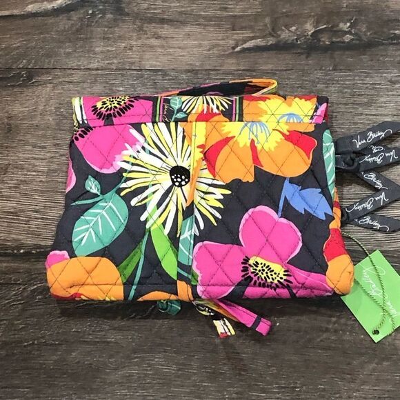 Vera Bradley Jazzy Blooms Essential Cosmetic Case - Picture 5 of 10